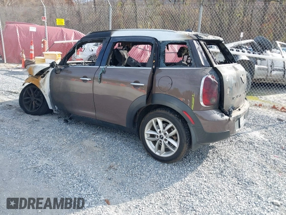 2013 MINI Cooper Countryman with VIN WMWZB3C59DWM31642, listed as a IAAI auction lot 40794983 with 1 mi miles. Bid and sale history available at carsss.com. Image 3.
