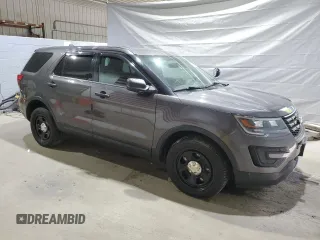2018 Ford Police Interceptor Utility z VIN 1FM5K8AR2JGC56401, wystawiony jako Copart lot #56989315 z przebiegiem 115 488 mil mil oraz Tytuł czysty. Historia ofert i sprzedaży dostępna na DreamBid. Obrazek 4.