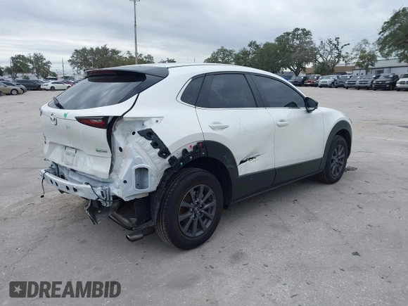 2024 Mazda CX-30 2.5 S with VIN 3MVDMBAMXRM610693, listed as a IAAI auction lot 41369268 with 60,842 mi miles. Bid and sale history available at carsss.com. Image 4.