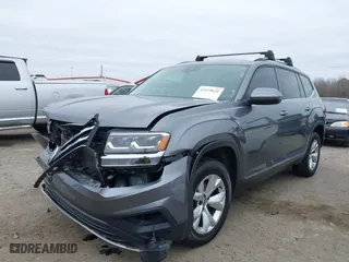 2018 Volkswagen Atlas 3.6L V6 SEL with VIN 1V2MR2CA7JC543769, listed as a IAAI auction lot 41479621 with 122,699 mi miles. Bid and sale history available at carsss.com. Image 22.
