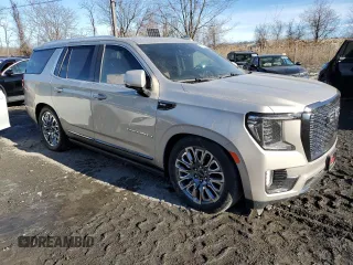 2023 GMC Yukon Denali Ultimate with VIN 1GKS2EKL5PR340438, listed as a Copart auction lot 43008615 with 8,747 mi miles and Salvage Title. Bid and sale history available at carsss.com. Image 4.