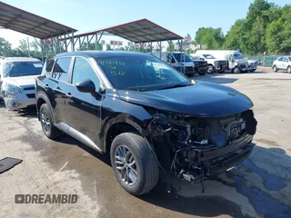 2023 Nissan Rogue S with VIN 5N1BT3AB0PC929210, listed as a IAAI auction lot 42210931 with 33,890 mi miles and . Bid and sale history available at DreamBid. Image 1.
