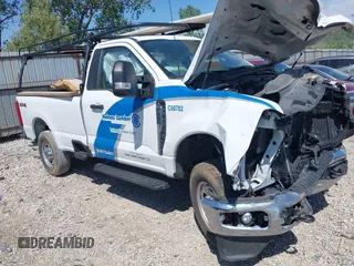 2023 Ford F-250 XL with VIN 1FTBF2BA8PEC60782, listed as a IAAI auction lot 42259327 with 22,665 mi miles and . Bid and sale history available at DreamBid. Image 1.