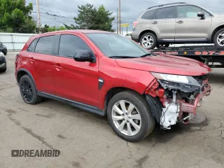 2023 Mitsubishi Outlander ES z VIN JA4ARUAU5PU015982, wystawiony jako Copart lot #58028605 z przebiegiem 69 942 mil mil oraz Tytuł czysty. Historia ofert i sprzedaży dostępna na DreamBid. Obrazek 4.