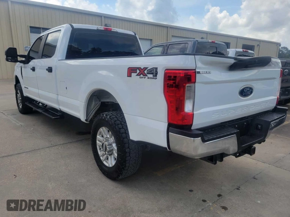 2019 Ford F-250 XL z VIN 1FT7W2BTXKED46997, wystawiony jako IAAI lot #42737714 z przebiegiem 124 075 mil mil oraz . Historia ofert i sprzedaży dostępna na DreamBid. Obrazek 19.