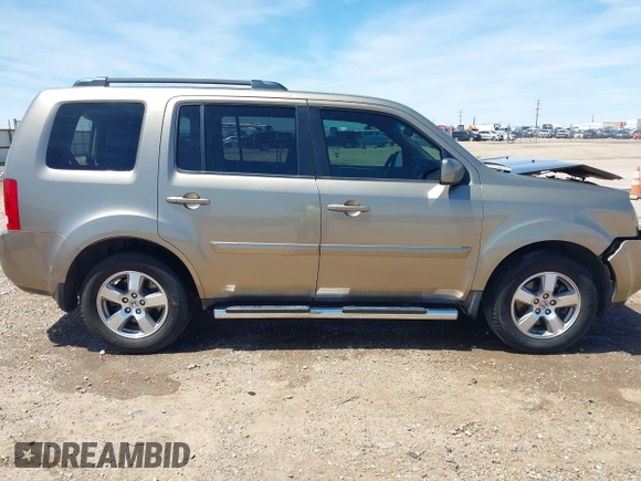 2010 Honda Pilot EX with VIN 5FNYF3H4XAB001380, listed as a IAAI auction lot 42090547 with 180,653 mi miles and . Bid and sale history available at carsss.com. Image 14.