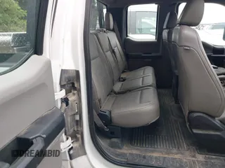 2018 Ford F-250 XL с VIN 1FT7X2A60JEC48083, выставлен на аукционе IAAI как лот 42175872 с пробегом 213 705 миль миль и . История ставок и продаж доступна на DreamBid. Изображение 8.