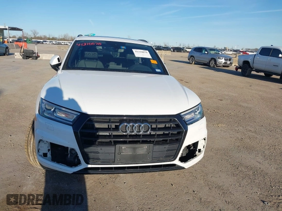 2020 Audi Q5 Premium with VIN WA1ANAFY0L2108873, listed as a IAAI auction lot 41310070 with 61,868 mi miles. Bid and sale history available at carsss.com. Image 12.