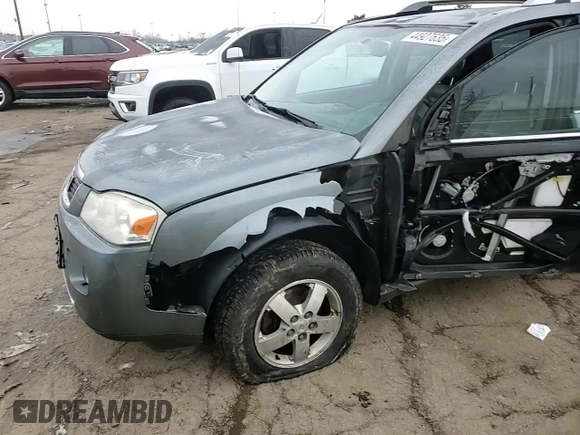 2007 Saturn VUE V6 z VIN 5GZCZ53467S841462, wystawiony jako Copart lot #44927635 z przebiegiem 219 919 mil mil oraz Czysty tytuł • Clean title. Historia ofert i sprzedaży dostępna na DreamBid. Obrazek 12.