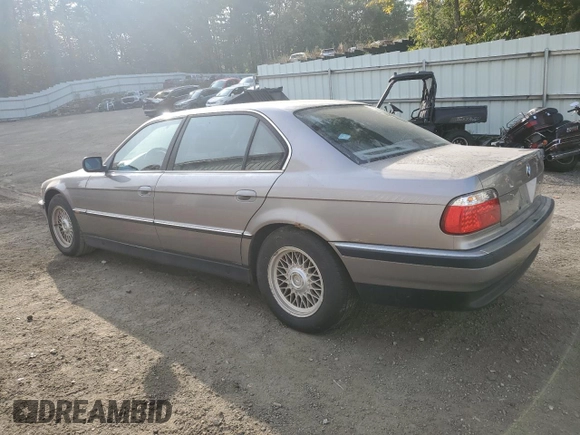 1998 BMW 7 Series 740il with VIN WBAGJ8328WDM22149, listed as a Copart auction lot 71931834 with 200,382 mi miles and Clean Title. Bid and sale history available at carsss.com. Image 2.