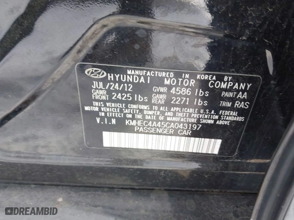 2012 Hyundai Sonata Hybrid with VIN KMHEC4A45CA043197, listed as a IAAI auction lot 41611904 with 178,902 mi miles. Bid and sale history available at carsss.com. Image 9.