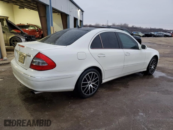 2007 Mercedes-Benz E-Class 3.5L with VIN WDBUF87X37X219746, listed as a Copart auction lot 45037495 with 157,384 mi miles and Salvage Title. Bid and sale history available at carsss.com. Image 3.