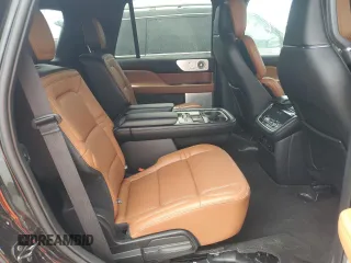 2020 Lincoln Navigator Reserve z VIN 5LMJJ2LT5LEL03276, wystawiony jako Copart lot #76548834 z przebiegiem 23 646 mil mil oraz Nie do naprawy • Non repairable. Historia ofert i sprzedaży dostępna na DreamBid. Obrazek 11.