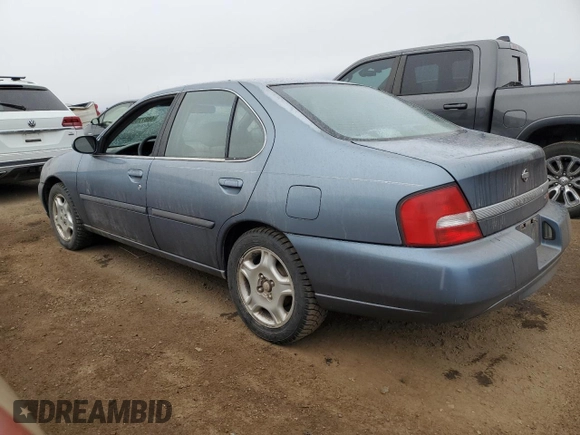 2000 Nissan Altima GXE with VIN 1N4DL01A1YC113648, listed as a Copart auction lot 48877005 with 224,275 mi miles and Salvage Title. Bid and sale history available at carsss.com. Image 2.