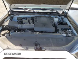 2024 Toyota 4Runner TRD Off Road z VIN JTERU5JR3R6255754, wystawiony jako Copart lot #56713475 z przebiegiem 12 634 mil mil oraz Szkoda całkowita • Salvage title. Historia ofert i sprzedaży dostępna na DreamBid. Obrazek 12.