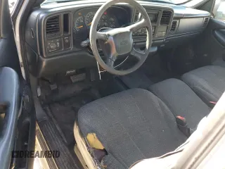 2000 Chevrolet Silverado 1500 with VIN 1GCEK14T1YZ263275, listed as a Copart auction lot 46779595 with 144,052 mi miles and Salvage Title. Bid and sale history available at carsss.com. Image 8.