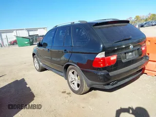 2001 BMW X5 4.4i with VIN WBAFB33581LH08039, listed as a IAAI auction lot 40679627 with 1 mi miles. Bid and sale history available at carsss.com. Image 3.