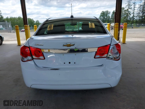 2015 Chevrolet Cruze LS z VIN 1G1PA5SG6F7278428, wystawiony jako IAAI lot #42325454 z przebiegiem 87 930 mil mil oraz . Historia ofert i sprzedaży dostępna na DreamBid. Obrazek 16.