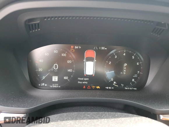 2019 Volvo XC60 Inscription with VIN LYV102RL0KB298567, listed as a Copart auction lot 54501325 with 31,777 mi miles and Salvage title. Bid and sale history available at DreamBid. Image 9.