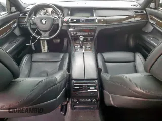 2013 BMW 7 Series 750Li с VIN WBAYE8C52DD133042, выставлен на аукционе Copart как лот 59797555 с пробегом 137 406 миль миль и Чистый • Clean title. История ставок и продаж доступна на DreamBid. Изображение 8.