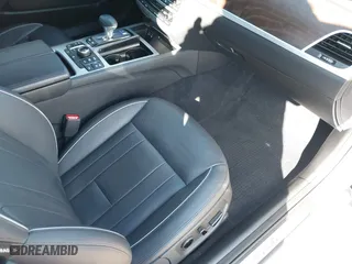 2018 Genesis G80 5.0L Ultimate with VIN KMHGN4JF4JU249515, listed as a IAAI auction lot 41806391 with 44,462 mi miles. Bid and sale history available at carsss.com. Image 5.