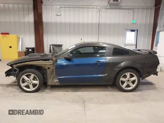 2008 Ford Mustang GT Deluxe with VIN 1ZVHT82H285206346, listed as a IAAI auction lot 41835440 with 116,750 mi miles and . Bid and sale history available at DreamBid. Image 15.