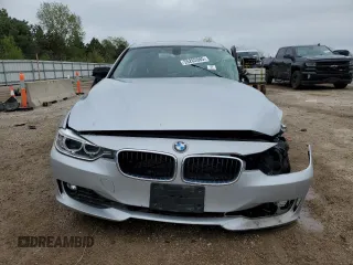 2015 BMW 3 Series 320i xDrive with VIN WBA3C3C58FP663617, listed as a Copart auction lot 55262885 with Not provided miles and Salvage title. Bid and sale history available at DreamBid. Image 5.