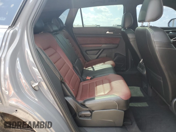 2022 Volkswagen Atlas SEL Premium R-Line z VIN 1V2FE2CA6NC208075, wystawiony jako Copart lot #61215525 z przebiegiem 56 441 mil mil oraz Szkoda całkowita • Salvage title. Historia ofert i sprzedaży dostępna na DreamBid. Obrazek 11.