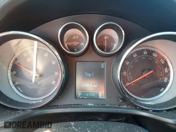 2011 Buick Regal CXL Turbo TO3 with VIN W04GX5GV7B1044111, listed as a Copart auction lot 43941945 with 197,554 mi miles and Salvage Title. Bid and sale history available at carsss.com. Image 9.