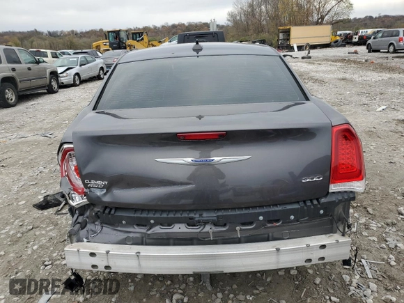 2019 Chrysler 300 Limited with VIN 2C3CCAKG9KH560364, listed as a Copart auction lot 80440934 with 81,213 mi miles and Salvage Title. Bid and sale history available at carsss.com. Image 6.