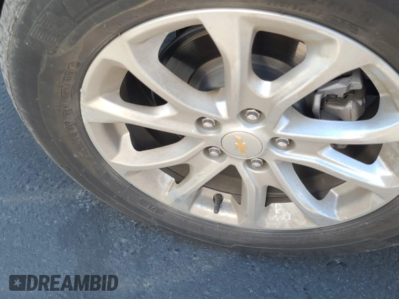 2020 Chevrolet Equinox LT with VIN 2GNAXJEV0L6181758, listed as a IAAI auction lot 42848993 with 35,916 mi miles and . Bid and sale history available at DreamBid. Image 48.