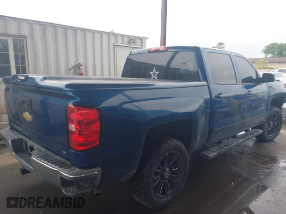 2017 Chevrolet Silverado 1500 LT with VIN 3GCPCREC5HG119019, listed as a IAAI auction lot 41949285 with 104,583 mi miles. Bid and sale history available at carsss.com. Image 4.