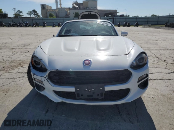 2017 FIAT 124 Spider Classica with VIN JC1NFAEK0H0106431, listed as a Copart auction lot 55705475 with 56,230 mi miles and Clean title. Bid and sale history available at DreamBid. Image 5.