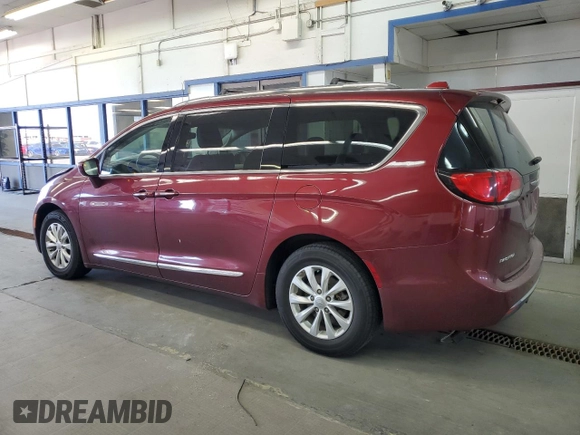 2018 Chrysler Pacifica Touring L z VIN 2C4RC1BG5JR211233, wystawiony jako Copart lot #58029295 z przebiegiem 112 264 mil mil oraz Szkody całkowita. Historia ofert i sprzedaży dostępna na DreamBid. Obrazek 2.