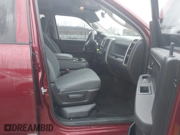2017 Ram 2500 Tradesman with VIN 3C6UR5CJ8HG630341, listed as a IAAI auction lot 41452697 with 90,855 mi miles and . Bid and sale history available at DreamBid. Image 5.