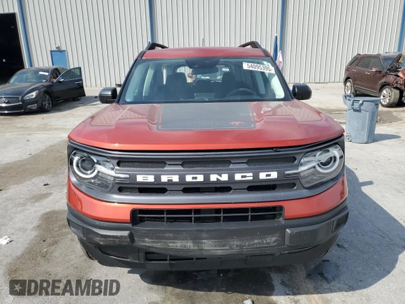 2024 Ford Bronco Sport Big Bend z VIN 3FMCR9B6XRRE02075, wystawiony jako Copart lot #54095395 z przebiegiem 20 718 mil mil oraz Szkoda całkowita • Salvage title. Historia ofert i sprzedaży dostępna na DreamBid. Obrazek 5.