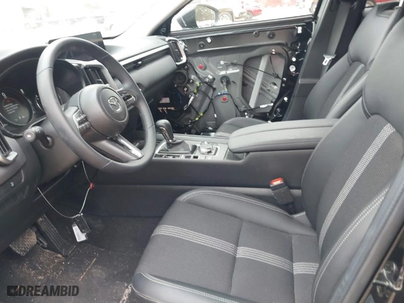 2025 Mazda CX-50 2.5 S Preferred Package with VIN 7MMVABBM5SN316725, listed as a IAAI auction lot 41746205 with 12,997 mi miles. Bid and sale history available at carsss.com. Image 5.