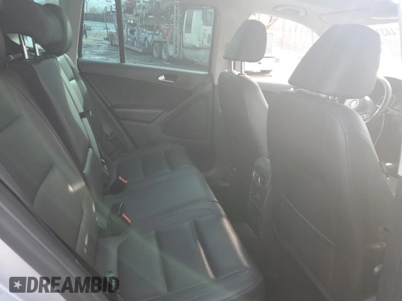 2016 Volkswagen Tiguan S with VIN WVGBV7AXXGW554423, listed as a Copart auction lot 44310835 with 123,118 mi miles and Salvage Title. Bid and sale history available at DreamBid. Image 10.
