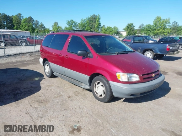1998 Toyota Sienna LE with VIN 4T3ZF13CXWU003140, listed as a IAAI auction lot 42218556 with 230,679 mi miles and . Bid and sale history available at DreamBid. Image 1.