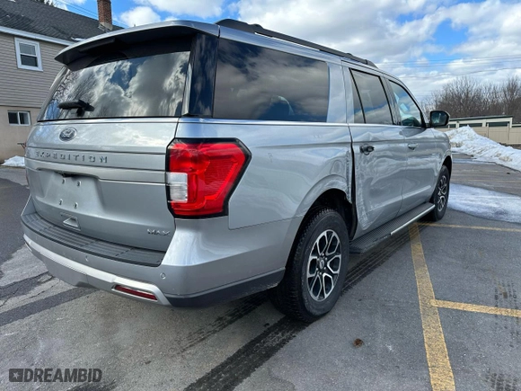 2023 Ford Expedition Max XLT with VIN 1FMJK1J82PEA55695, listed as a Copart auction lot 47253155 with NaN miles and Non Repairable. Bid and sale history available at carsss.com. Image 3.