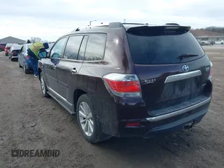2012 Toyota Highlander Limited с VIN JTEDC3EH2C2009201, выставлен на аукционе IAAI как лот 41686684 с пробегом 186 405 миль миль и . История ставок и продаж доступна на DreamBid. Изображение 3.
