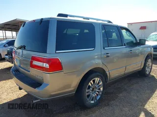 2008 Lincoln Navigator with VIN 5LMFU28548LJ00213, listed as a IAAI auction lot 41846489 with 1 mi miles. Bid and sale history available at carsss.com. Image 4.
