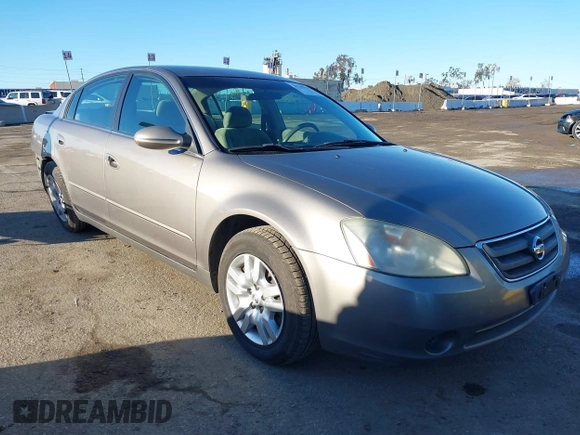 2004 Nissan Altima S with VIN 1N4AL11D84C132534, listed as a IAAI auction lot 41745355 with 144,070 mi miles. Bid and sale history available at carsss.com. Image 1.