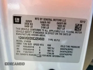 2012 Chevrolet Traverse 1LT z VIN 1GNKVGED5CJ254503, wystawiony jako Copart lot #57509375 z przebiegiem 210 388 mil mil oraz Szkoda całkowita • Salvage title. Historia ofert i sprzedaży dostępna na DreamBid. Obrazek 13.