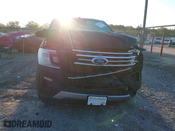 2019 Ford Expedition Max XLT z VIN 1FMJK1HT4KEA36195, wystawiony jako IAAI lot #41764739 z przebiegiem 106 543 mil mil oraz . Historia ofert i sprzedaży dostępna na DreamBid. Obrazek 12.