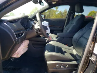 2023 Cadillac XT4 FWD Sport with VIN 1GYFZER41PF225631, listed as a Copart auction lot 70441144 with 13,689 mi miles and Salvage Title. Bid and sale history available at carsss.com. Image 7.