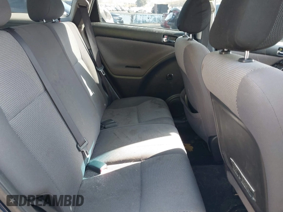 2006 Toyota Matrix STD with VIN 2T1KR32E46C609230, listed as a IAAI auction lot 40150644 with 183,550 mi miles. Bid and sale history available at carsss.com. Image 8.