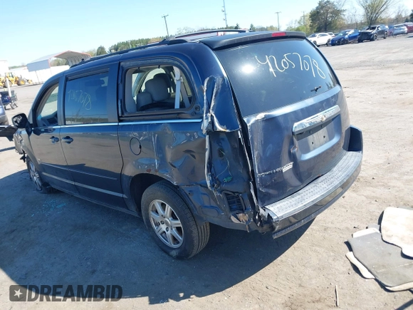 2008 Chrysler Town & Country Touring with VIN 2A8HR54P68R787835, listed as a IAAI auction lot 42057078 with Not Provided miles and . Bid and sale history available at carsss.com. Image 3.