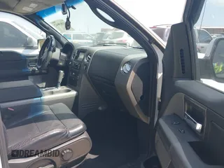 2008 Ford F-150 XL with VIN 1FTRW12W48KB81746, listed as a IAAI auction lot 41869042 with 224,104 mi miles. Bid and sale history available at carsss.com. Image 5.