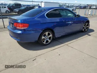 2009 BMW 3 Series 328i xDrive with VIN WBAWV53529P079785, listed as a Copart auction lot 51698265 with 135,725 mi miles and Salvage Title. Bid and sale history available at carsss.com. Image 3.